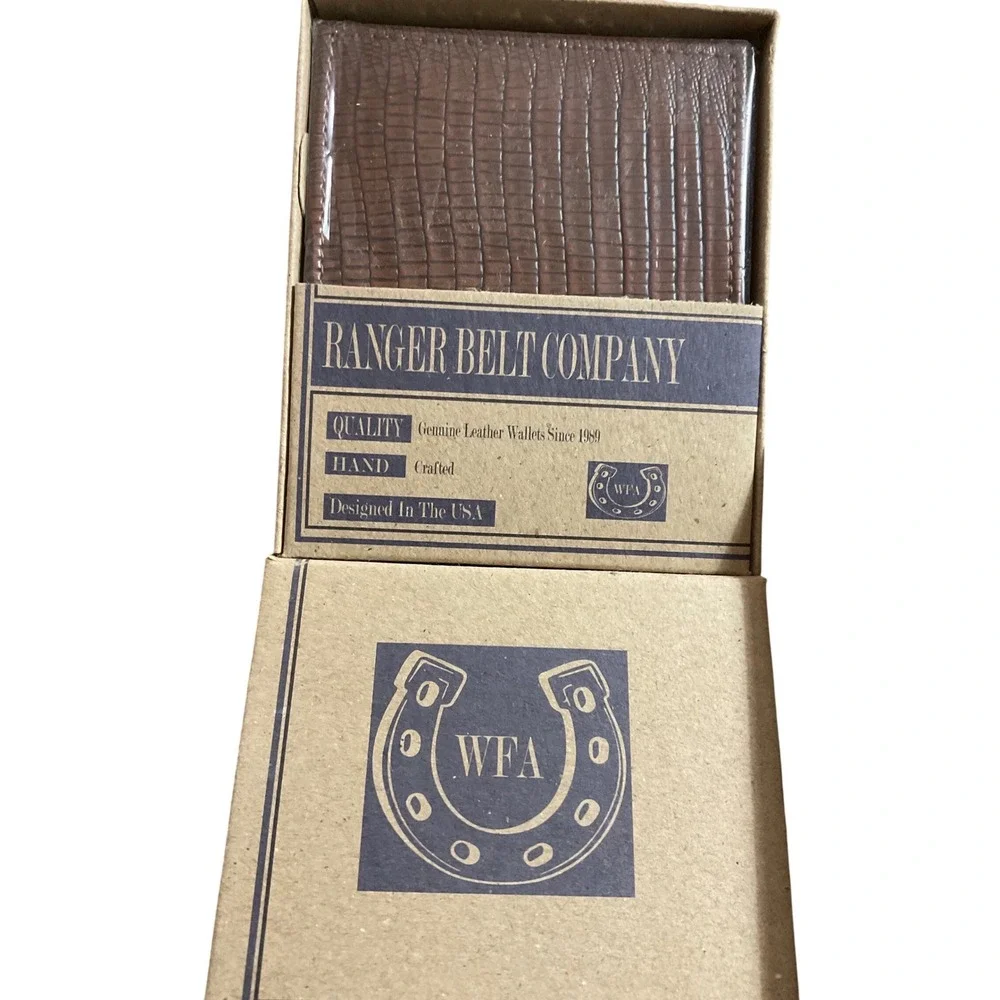 Ranger Belt Company Mens Brown Lizard Embossed Genuine Leather Bifold‎ Wallet